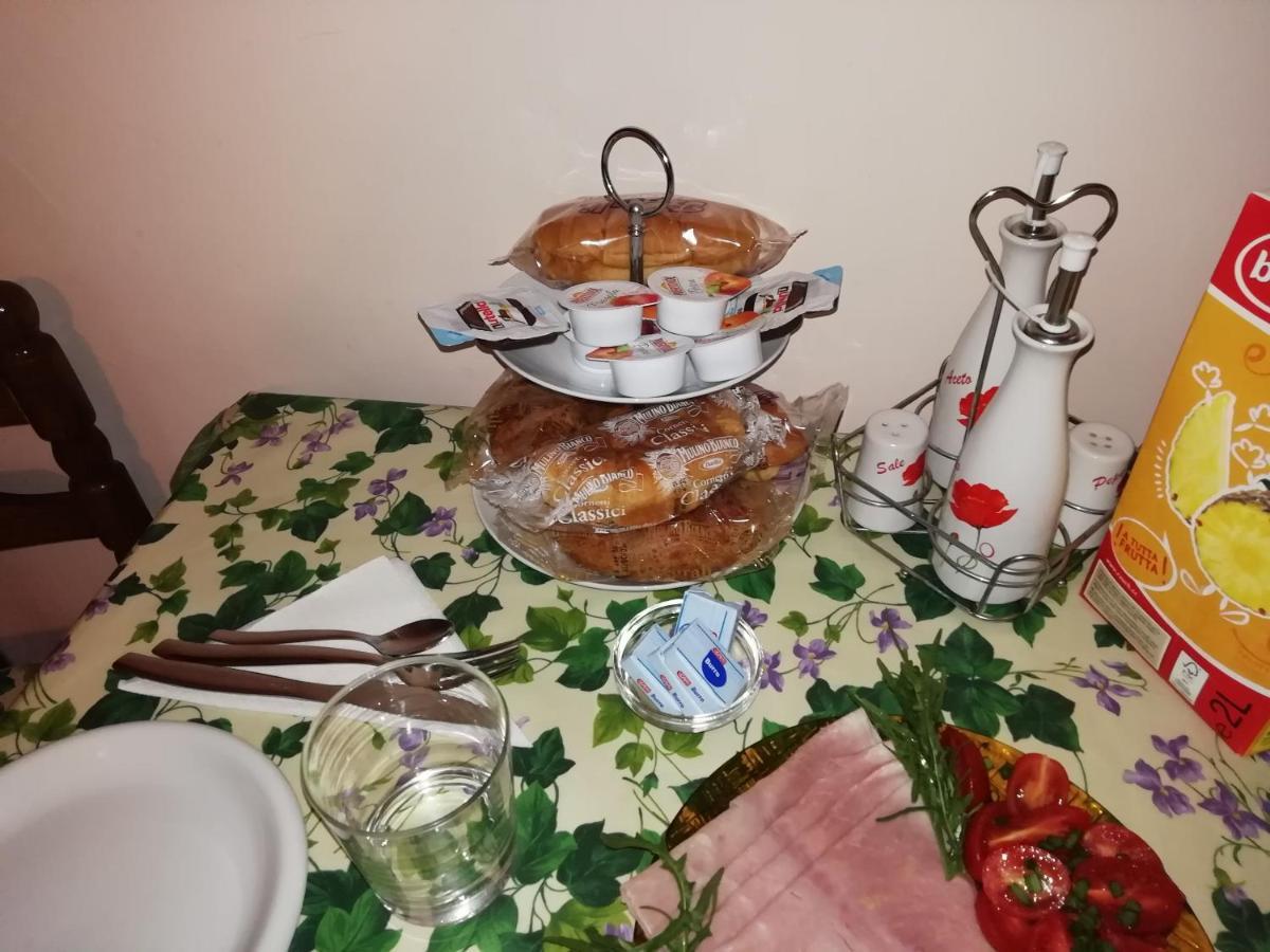 B&B Villa Claudia Анцио Экстерьер фото