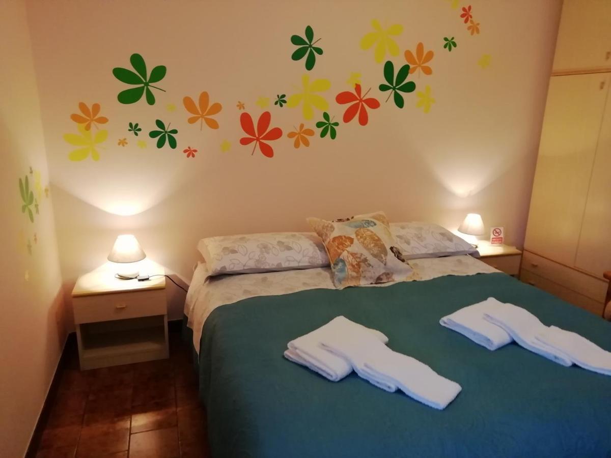 B&B Villa Claudia Анцио Экстерьер фото