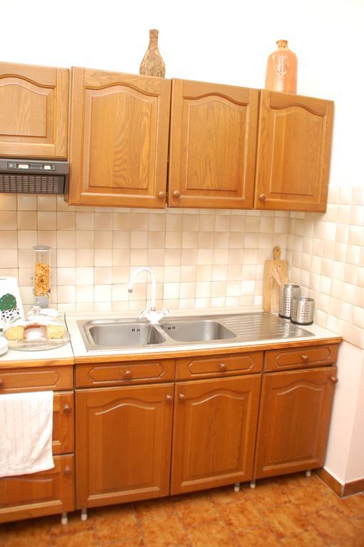 B&B Villa Claudia Анцио Экстерьер фото