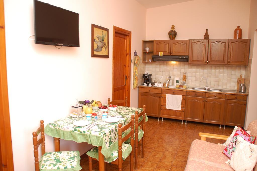 B&B Villa Claudia Анцио Экстерьер фото