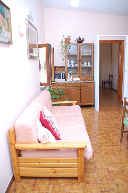 B&B Villa Claudia Анцио Экстерьер фото