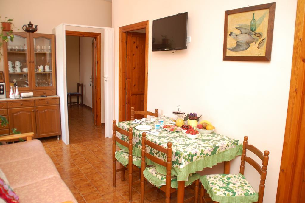B&B Villa Claudia Анцио Экстерьер фото