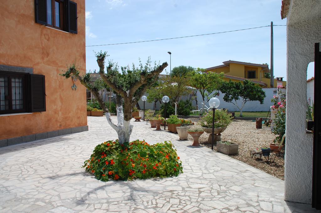 B&B Villa Claudia Анцио Экстерьер фото